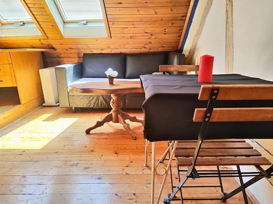 Perfect Location Free Wifi Center Three People Apartma